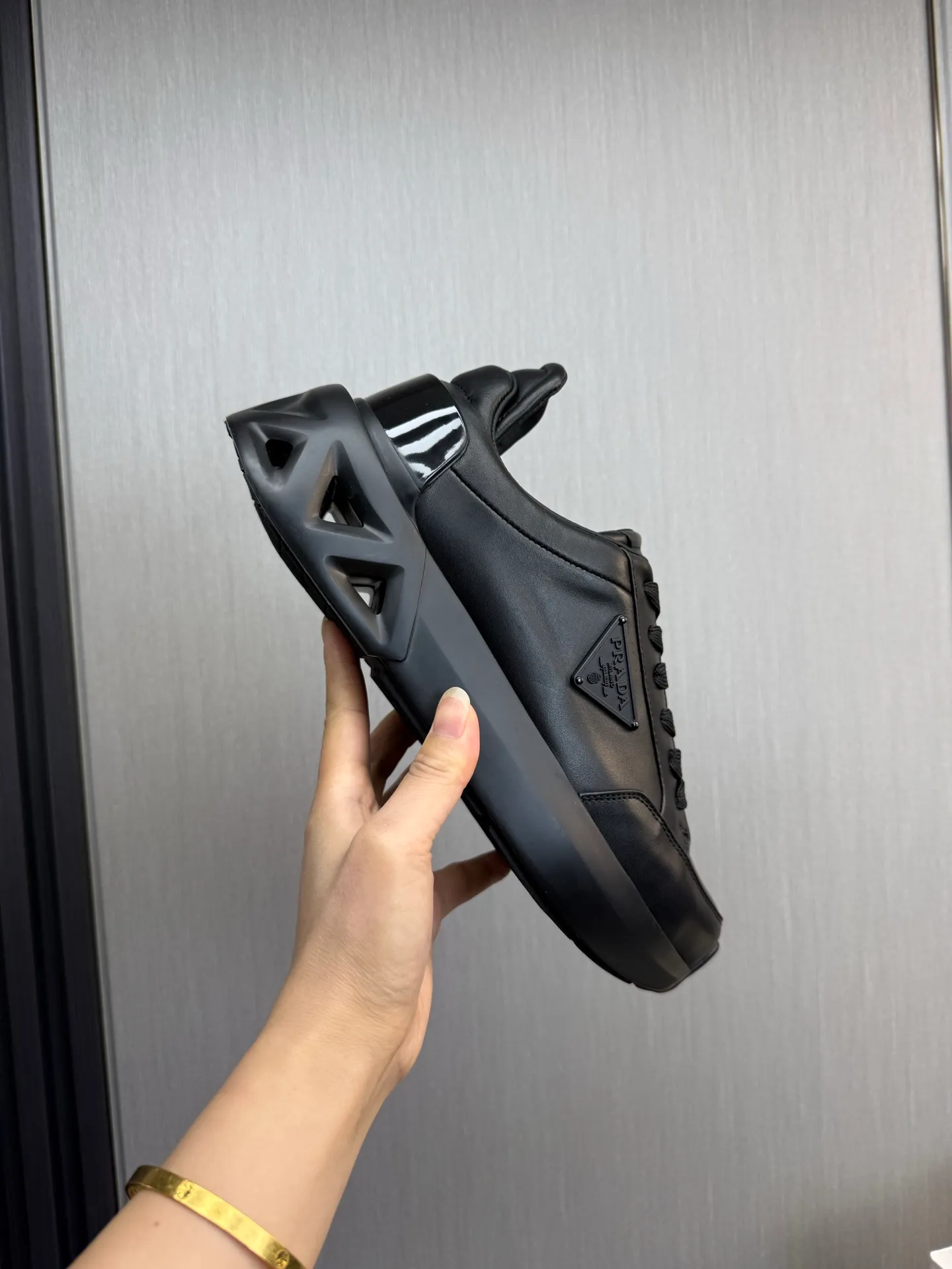 Men's shoes 💰660💰 [PRADA] Men's shoes are popular in the counter, high-quality shipments ✔️Official website synchronization, original imported cowhide + cowhide lining, 1⃣️ratio 1⃣️reproduction, original sole, 38-45